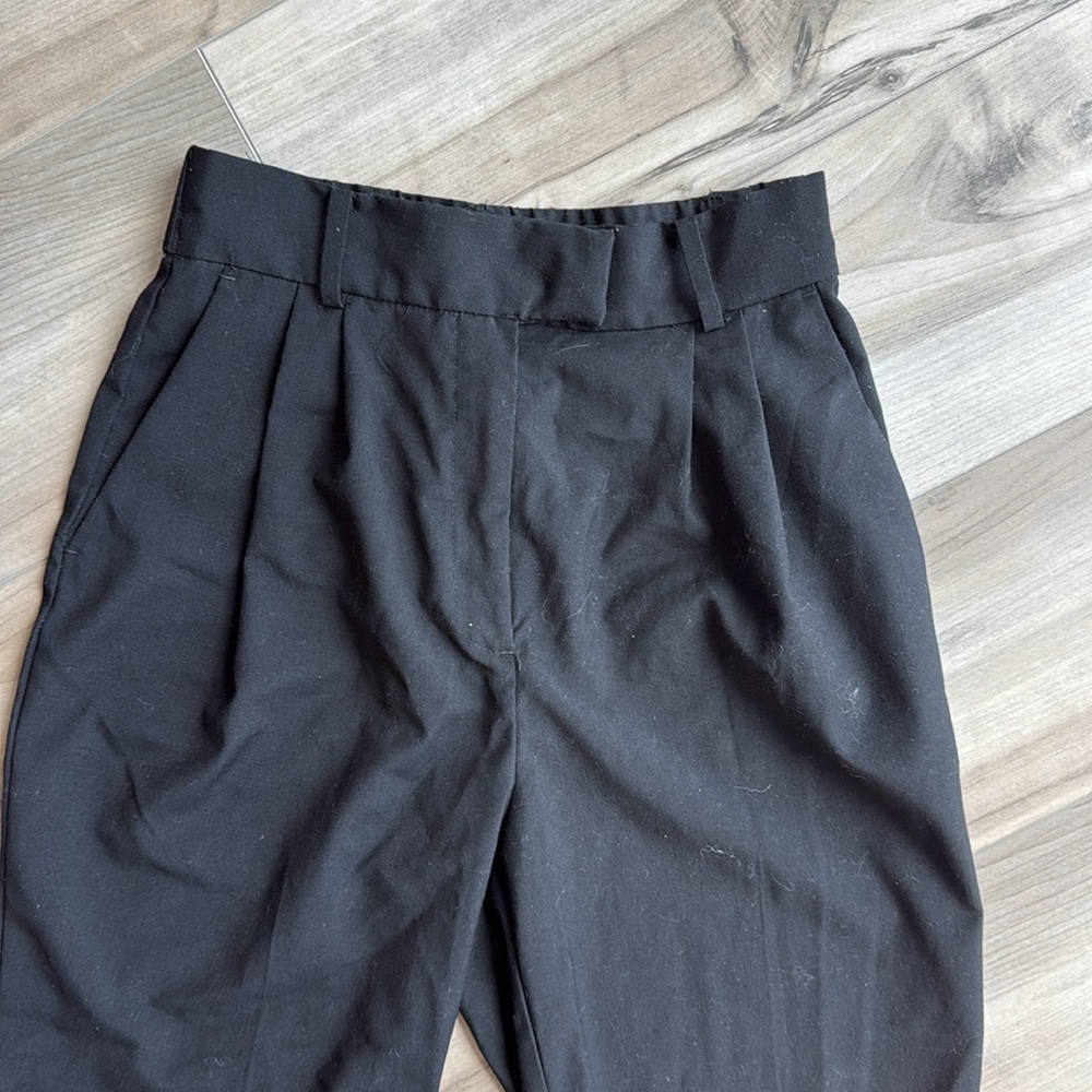 H&M black trousers size 4 - Picture 2 of 4